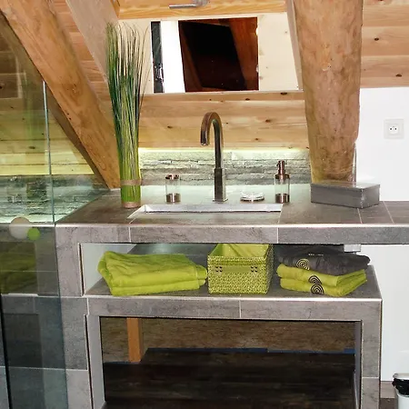 Bed & Breakfast La Grange De L'ardeyrol 3*