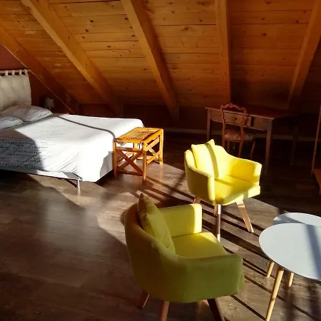 La Grange De L'ardeyrol Bed & Breakfast